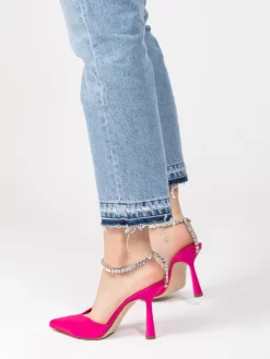 Chanel Emily Fuxia In Raso E Maxi Strass -Birkenstock Italia aldo castagna chanel emily fuxia in raso e maxi strass3