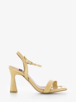 Birkenstock Italia -Birkenstock Italia angel alarcon sandalo sol desnuda nude2