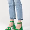 Sandalo Vernice Verde Con Platform