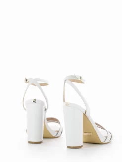 Guess Sandali Fynlee Bianchi -Birkenstock Italia guess sandali fynlee bianchi3