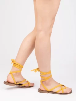 Sandali Infradito In Crosta Gialli -Birkenstock Italia il laccio sandali infradito in crosta gialli3 scaled